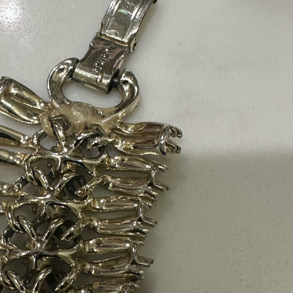 Vintage Lisner silver tone link bracelet - Picture 5 of 9